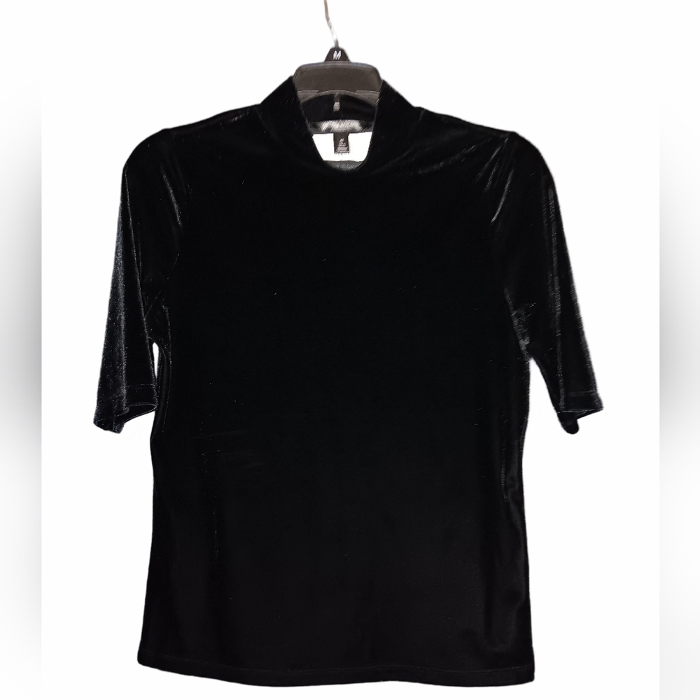 Resell Banana Republic Women's Medium Black Short Sleeve Velvet Feel Blouse
